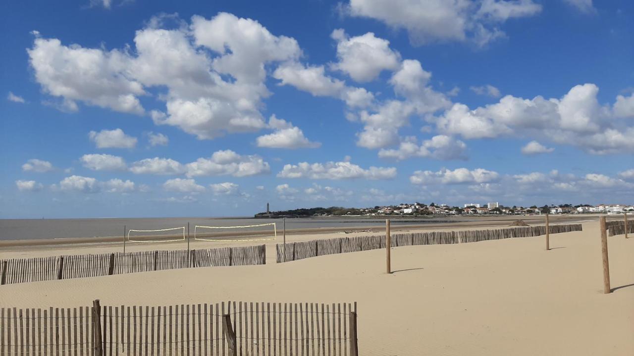 Le Petit Bleu De Didonne 28M2 150 M De La Plage Avec Balcon Saint-Georges-de-Didonne Buitenkant foto